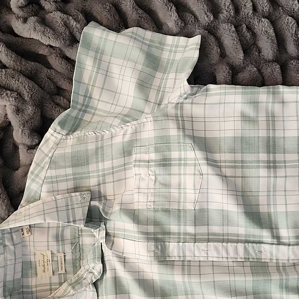 Weatherproof Vintage button down - Picture 3 of 6
